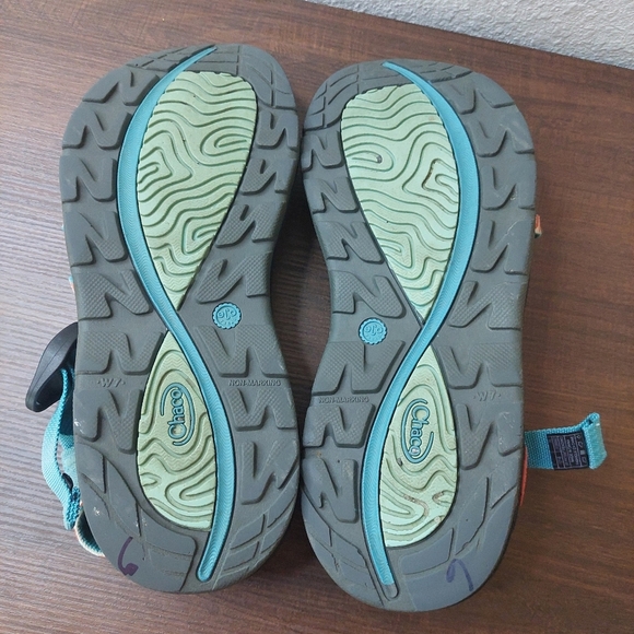 Chaco Sports Hiking Sandals  Adjustable Straps Size 7 - Picture 6 of 7
